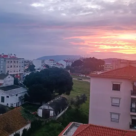 Ocean View 2 Bedrooms Flat In 公寓 *