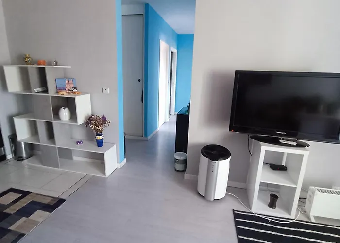 Ocean View 2 Bedrooms Flat In