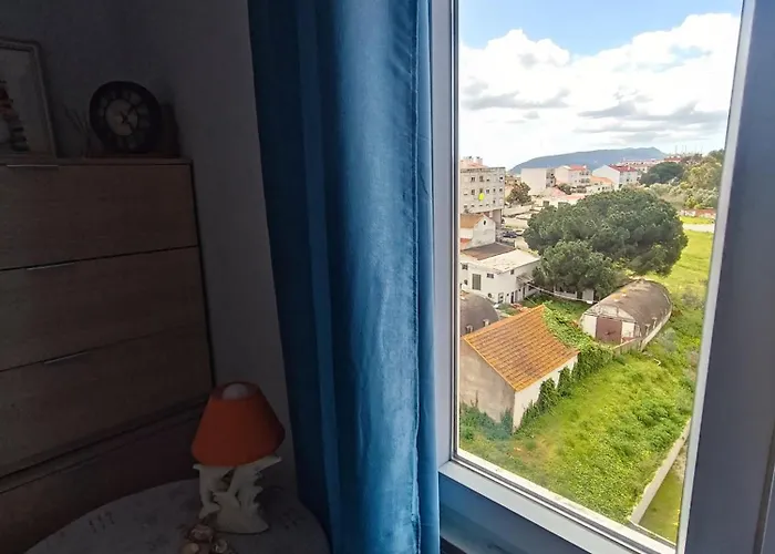 Ocean View 2 Bedrooms Flat In Apartament
